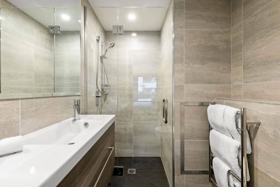 Rima Apartment at the base of Coronet Peak Apartment in Queenstown