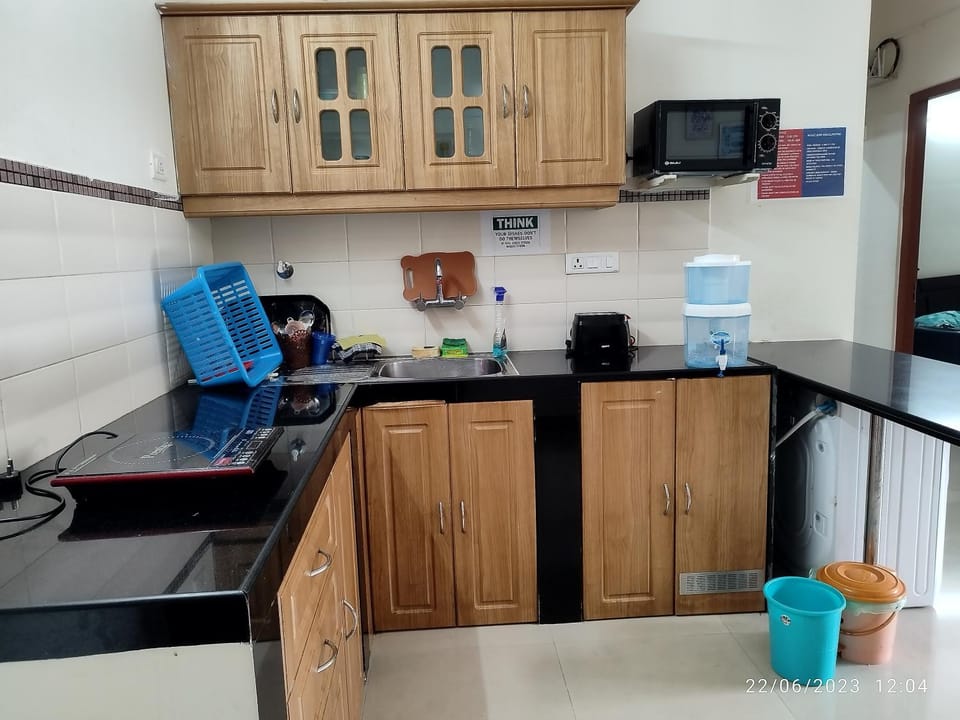 Seacoast Retreat- Lovely 2 BHK apartment with pool Apartment in Benaulim