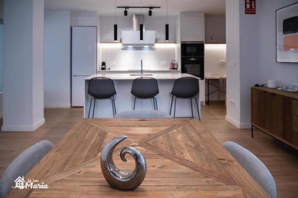 Kitchen or kitchenette, kitchen