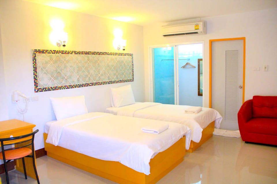 Bed, Photo of the whole room