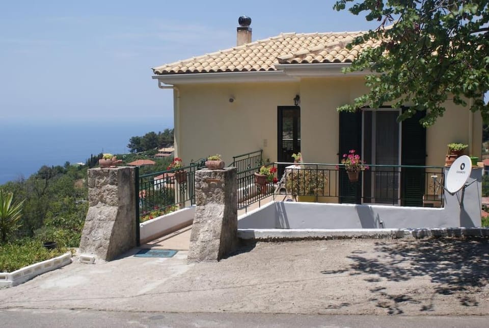 Alexandra's Apartment Apartment in Lefkada, Lefkada Municipality, Greece