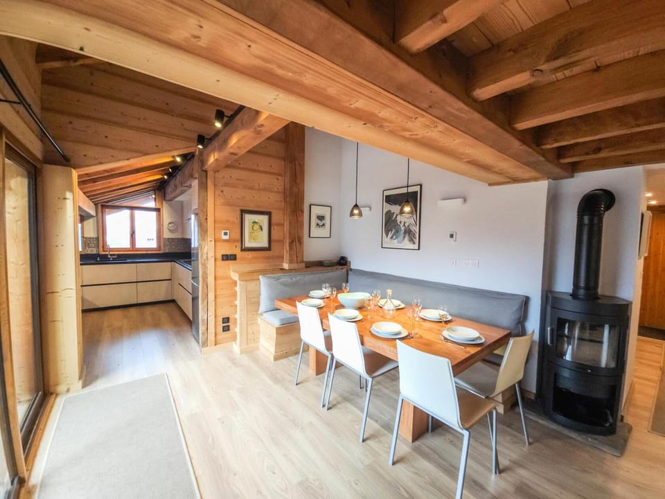 Chalet Des Encombres - Chalet pour 10 personnes au centre de St Martin de Belleville, proche du téléski MAE-4314 Apartment in St Martin Belleville