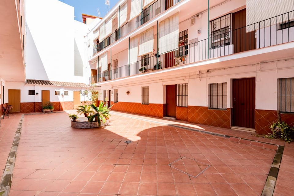 Patio, Inner courtyard view