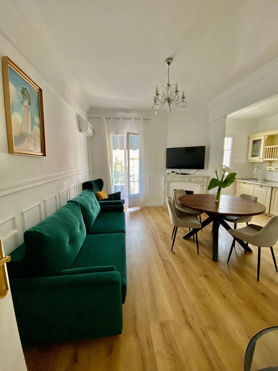 Le Nid Blanc Nice Centre Apartment in Nice