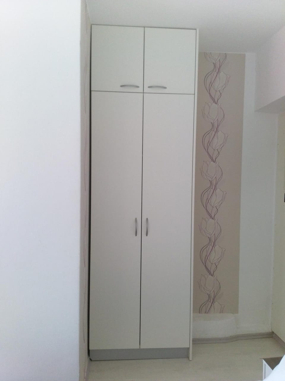 Summer, Decorative detail, On site