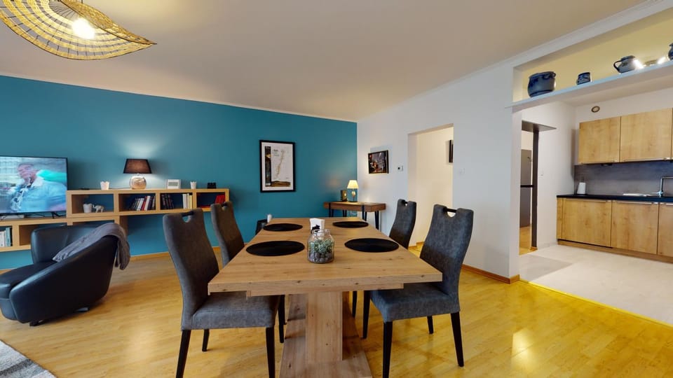 Living room, Dinner