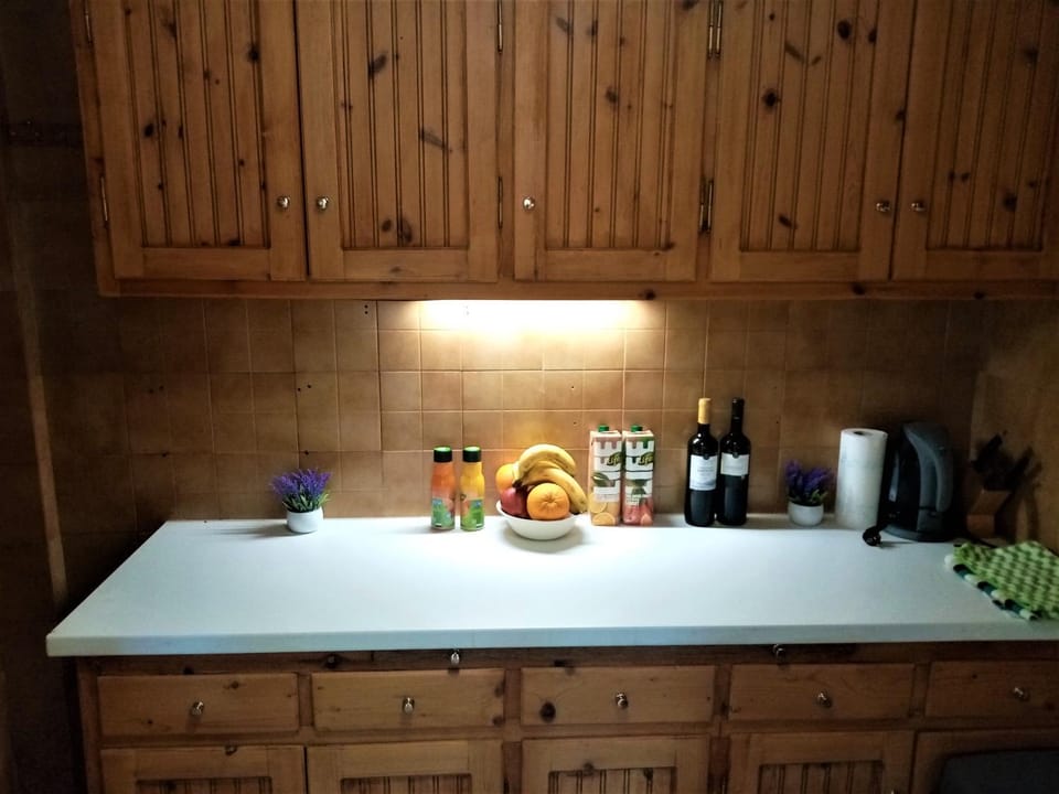 Coffee/tea facilities, Kitchen or kitchenette