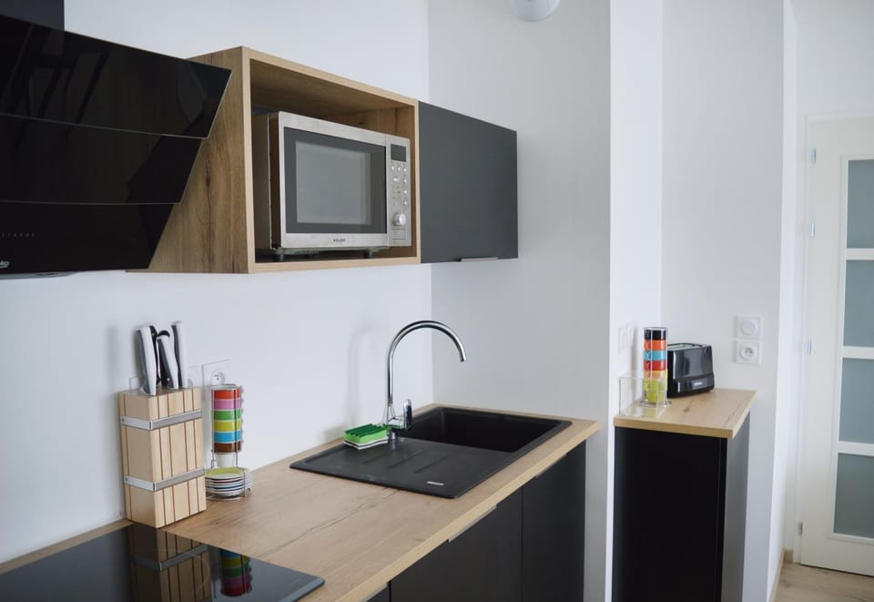 Coffee/tea facilities, minibar, pet friendly, kitchen