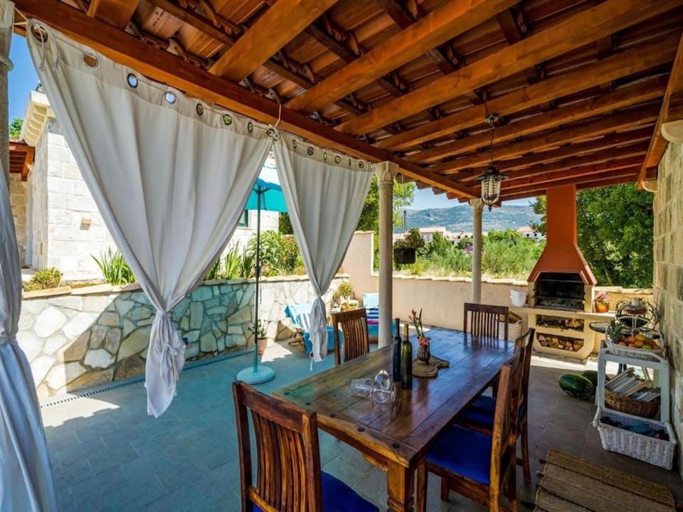 Dubrovnik Chalets Villa in Dubrovnik-Neretva County
