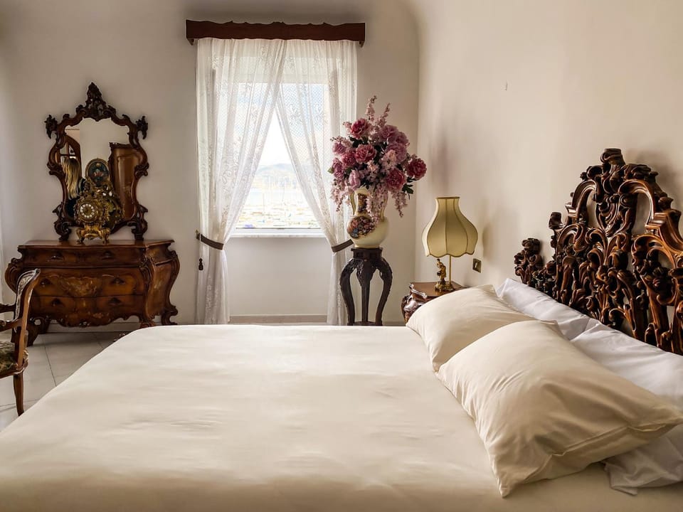 Bed, Decorative detail, Bedroom