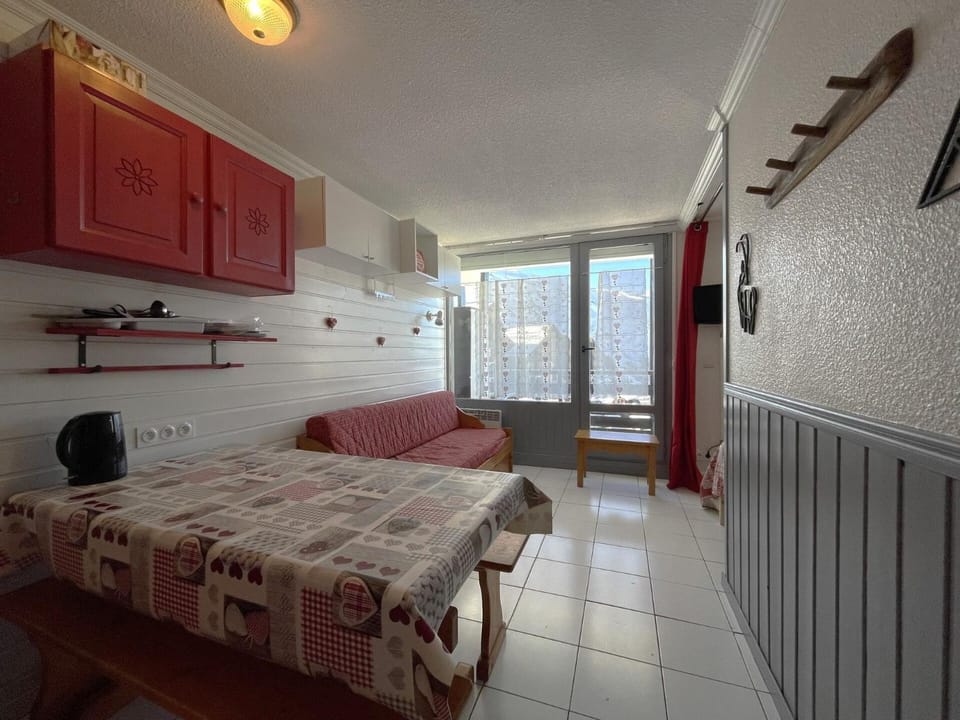 Résidence Villaret - Grand studio 4 personnes aux Menuires - accès 3 Vallées MAE-5734 Apartment in Les Allues