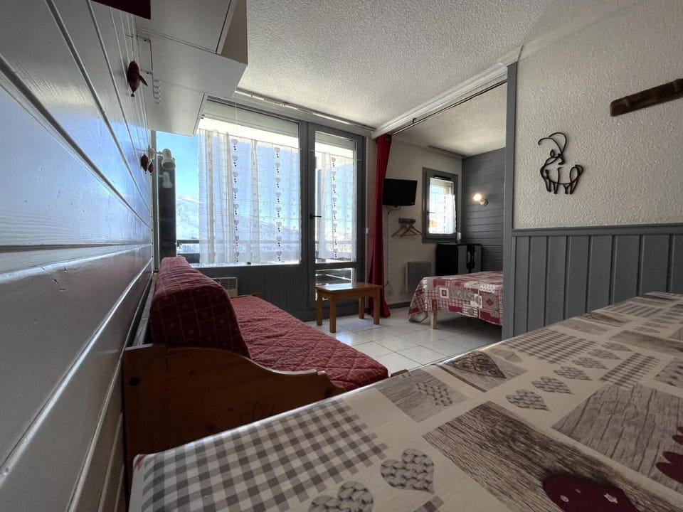 Résidence Villaret - Grand studio 4 personnes aux Menuires - accès 3 Vallées MAE-5734 Apartment in Les Allues