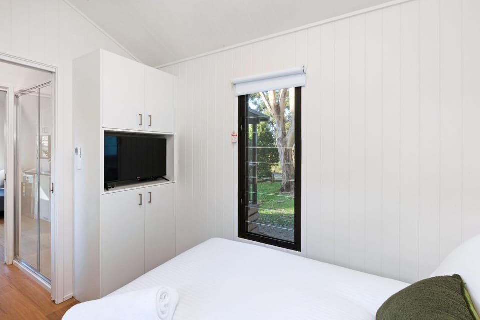 TV and multimedia, Bedroom