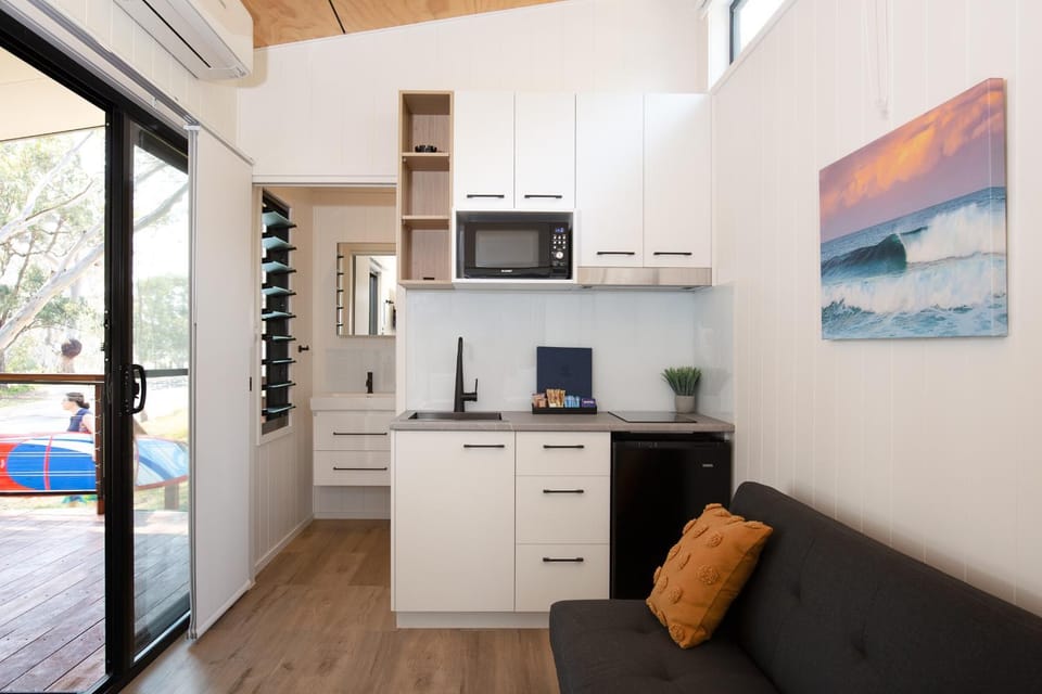 Kitchen or kitchenette, Seating area