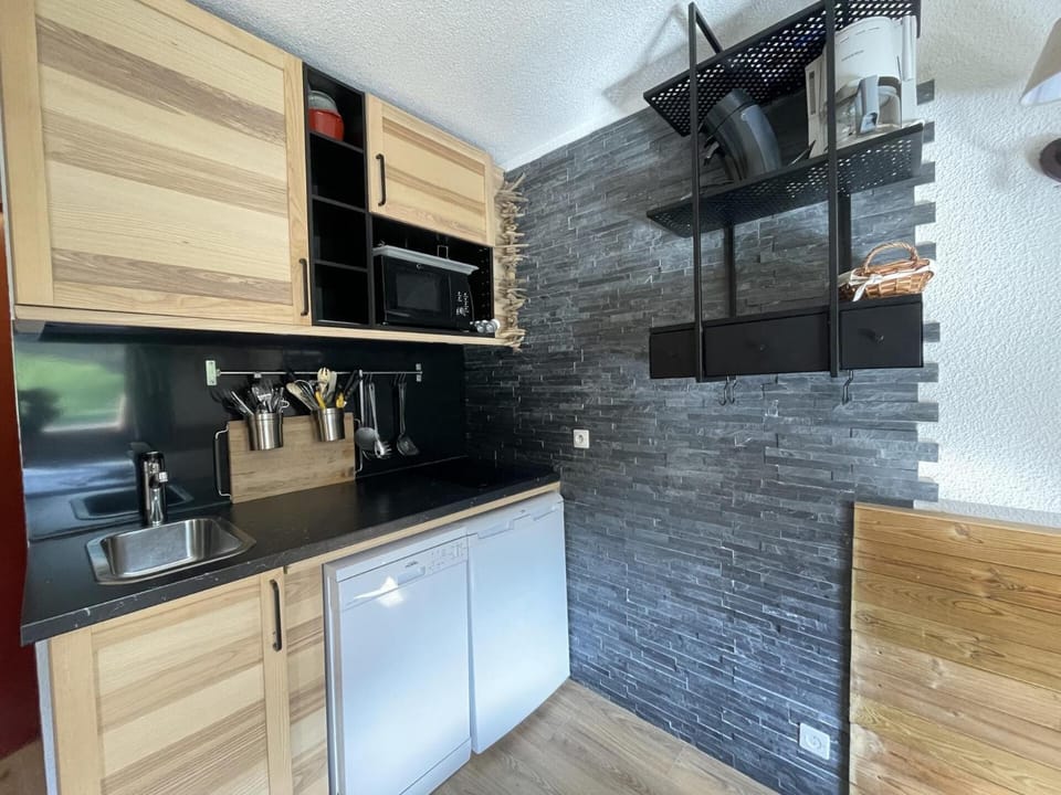 Résidence Sarvan - Charmant studio ski aux pieds aux Ménuires pour 3 personnes MAE-5964 Apartment in Les Allues