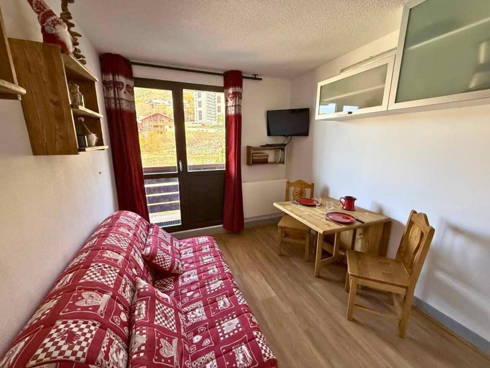 Résidence Sarvan - Studio pour 2 cuisine équipée et proche des pistes idéal couple MAE-6054 Apartment in Les Allues