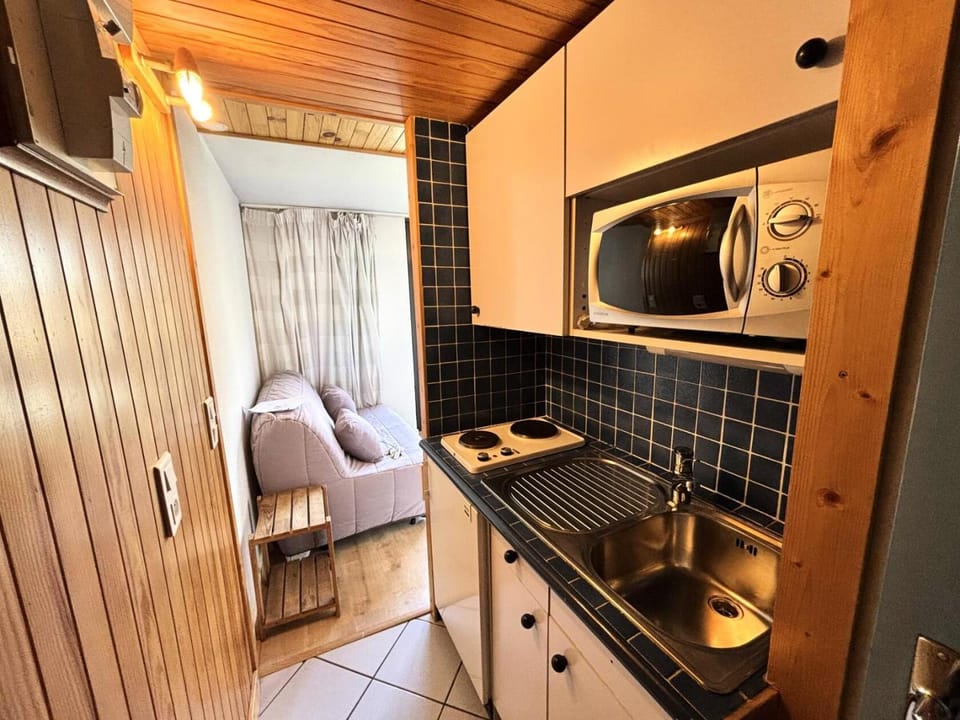Résidence Dorons - Studio de 13m² pour 2 personnes avec vue sur la croisette MAE-6114 Apartment in Les Allues