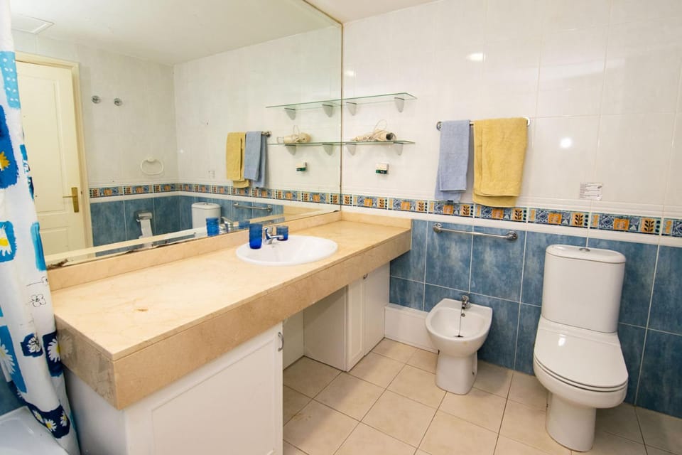 Bathroom, bidet