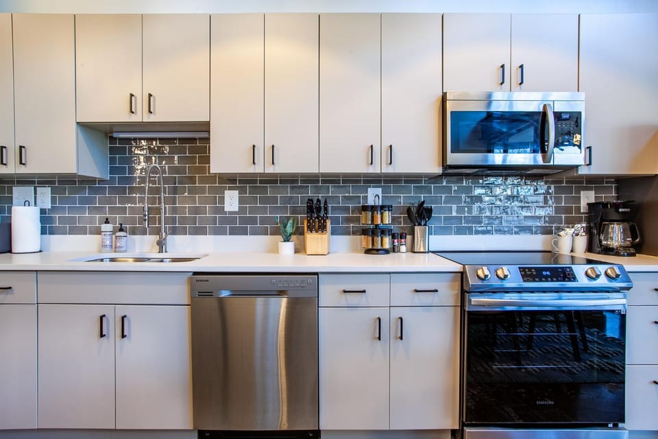 Urban Sterchi Lofts - Downtown Knoxville Apartment in Knoxville
