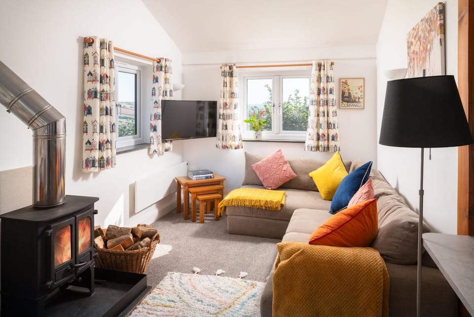 Living room, fireplace