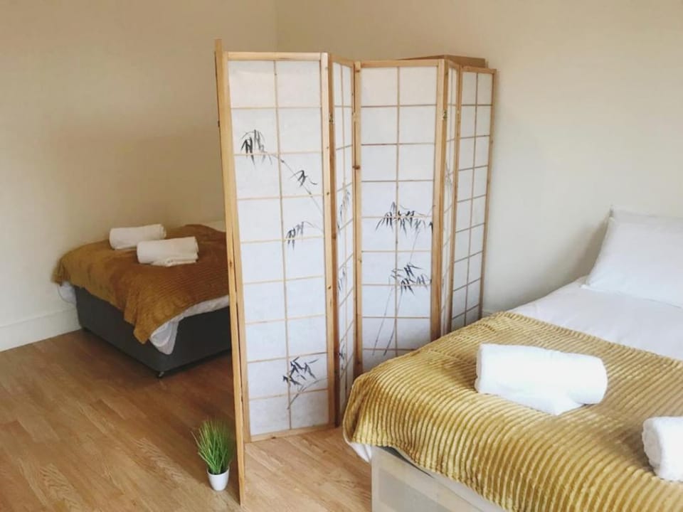 JB Stays Family & contractor stays, Free parking Apartment in London