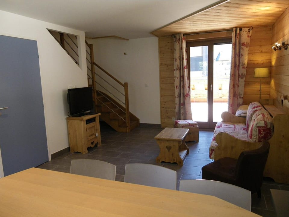 Chalet Les Pins - Duplex 3 pièces 4/6 personnes exposé Ouest MAE-9684 Apartment in Auvergne-Rhône-Alpes