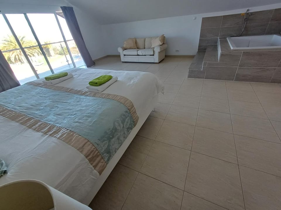 Villa Rural Casa Blanca by Tenerife Rental & Sales Villa in Abona
