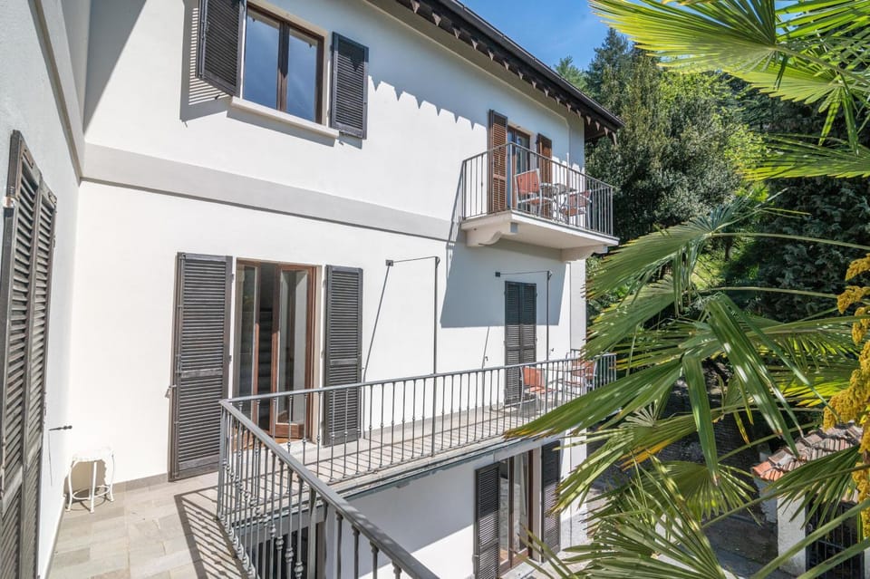 Villa Orta Apartment in Orta San Giulio