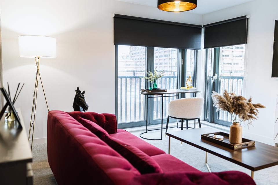 The Lusso Suite - 2BR - A 5* Escape Like No Other Apartment in Glasgow