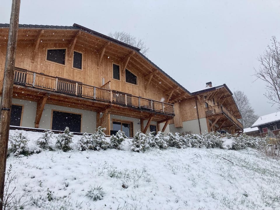 Property building, Winter