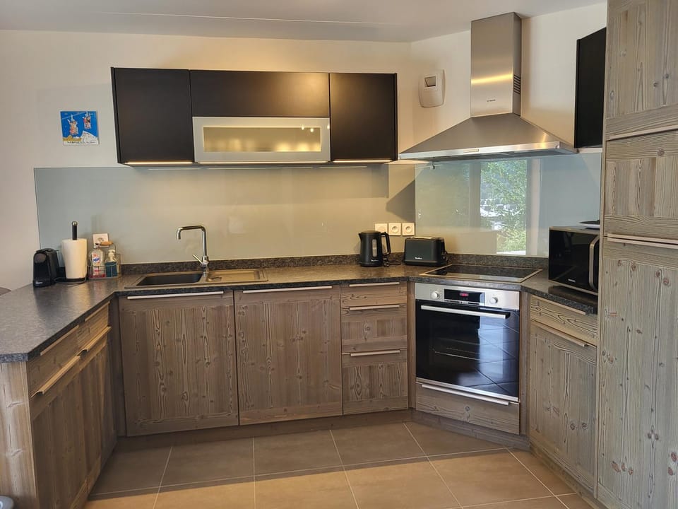 Coffee/tea facilities, Kitchen or kitchenette, dishwasher, minibar, pet friendly, stove, toaster