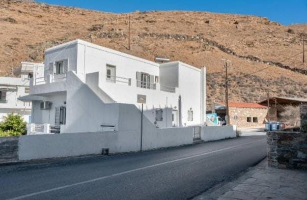 Marbil Irida Apartment in Kea-Kythnos