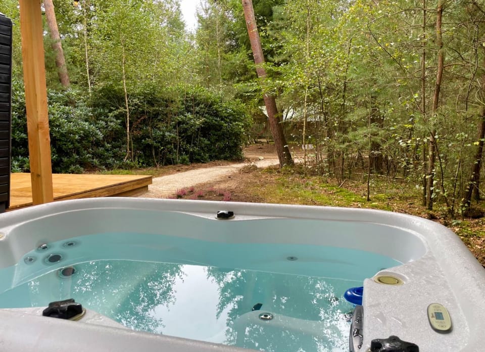 Hot Tub, Pool view