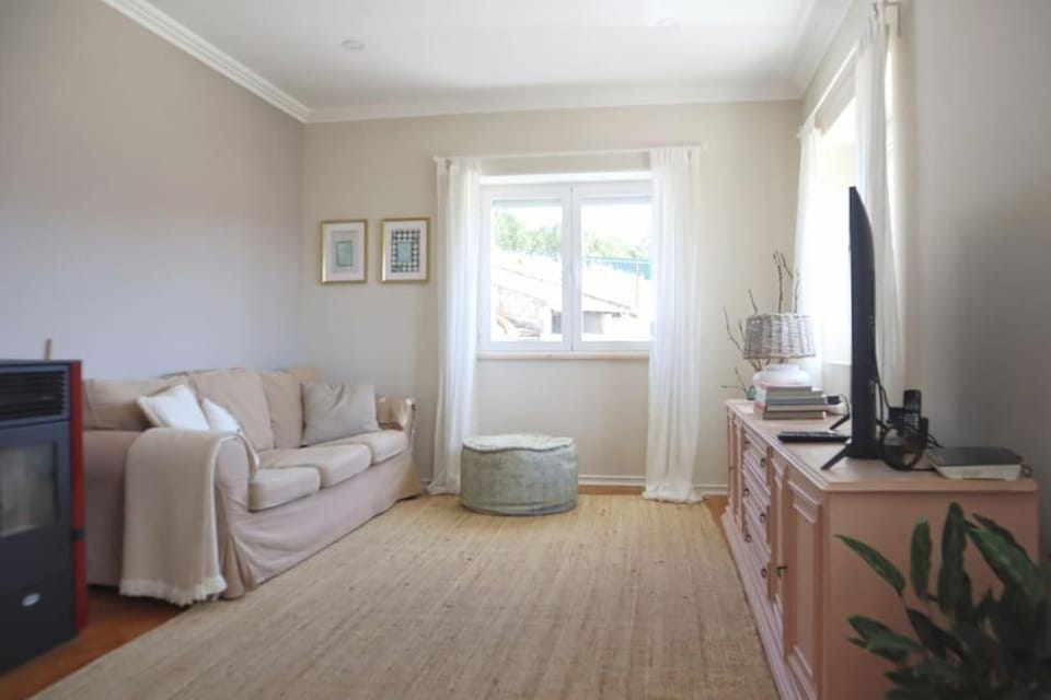 Casal de São José - Peaceful Country House near Mafra and Lisbon - Garden, Space and Comfort House in Lisbon District