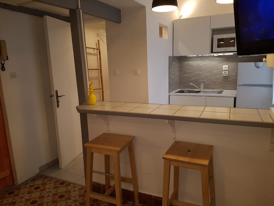 Charmant studio tout équipé au coeur d Avignon Apartment in Avignon
