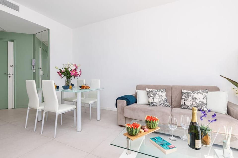 MY CASA - PROM 163 - 2 rooms with terrace Promenade des Anglais Apartment in Nice