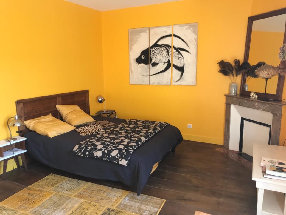 Bed, Photo of the whole room, Bedroom