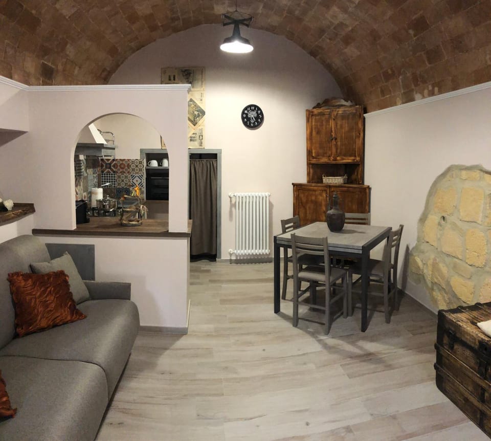 Fronte Duomo Apartment in Tarquinia
