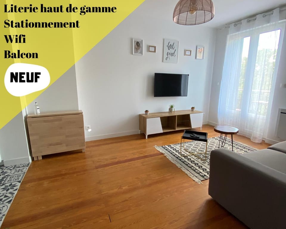 Communal lounge/ TV room, TV and multimedia