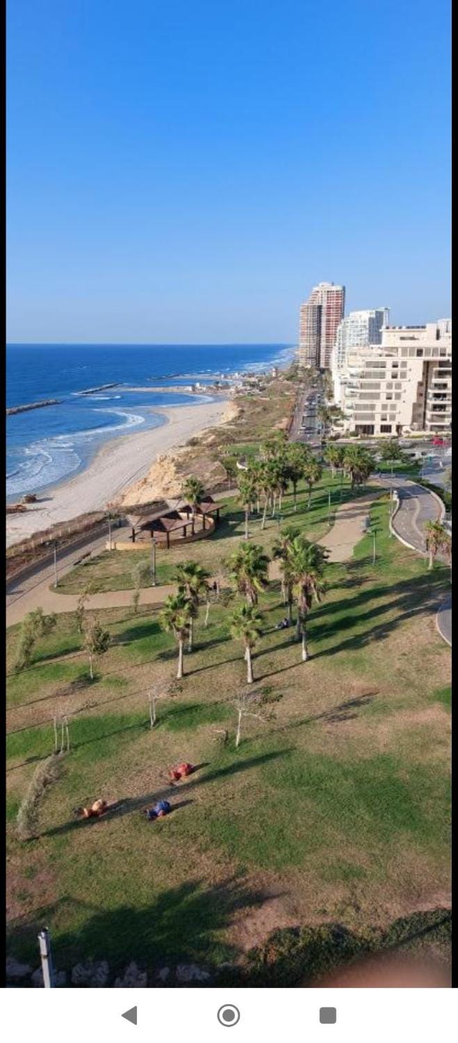 מלון כרמל/מגדל C Apartment hotel in Netanya