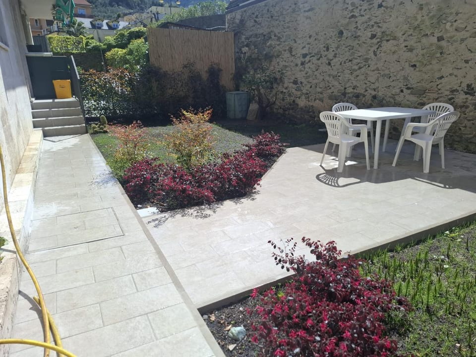 Appartamento con Giardino Apartment in Levanto