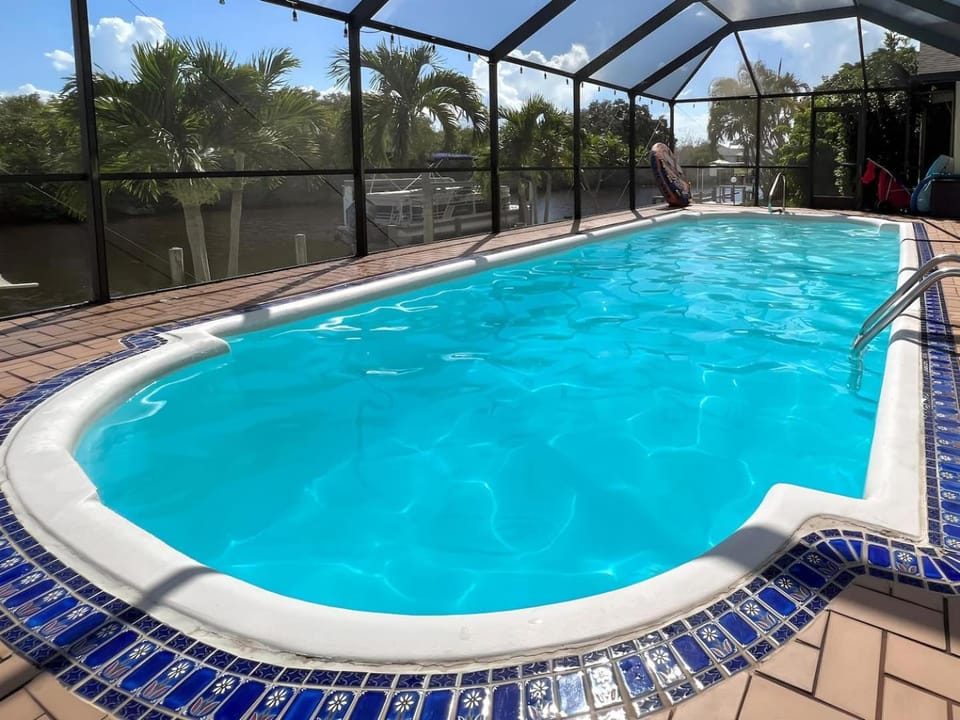 House With A BoatYour Private Waterfront Resort House in Port Charlotte
