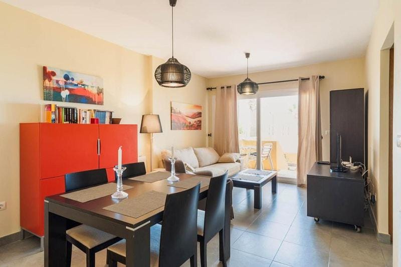 Lounge or bar, Dining area
