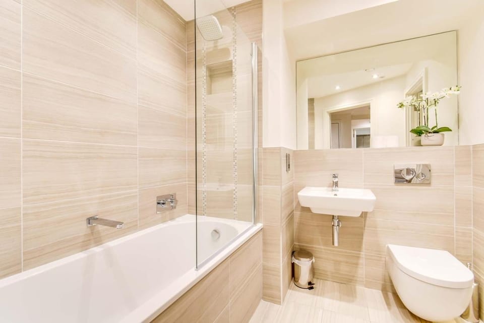 Toilet, Bathroom, Bath