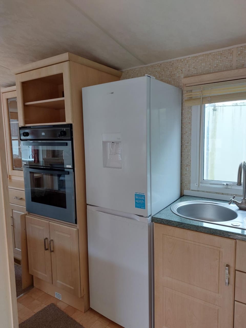 Static Caravan-Church Farm in lovely countryside OPEN MARCH-OCTOBER Apartment in Wychavon District