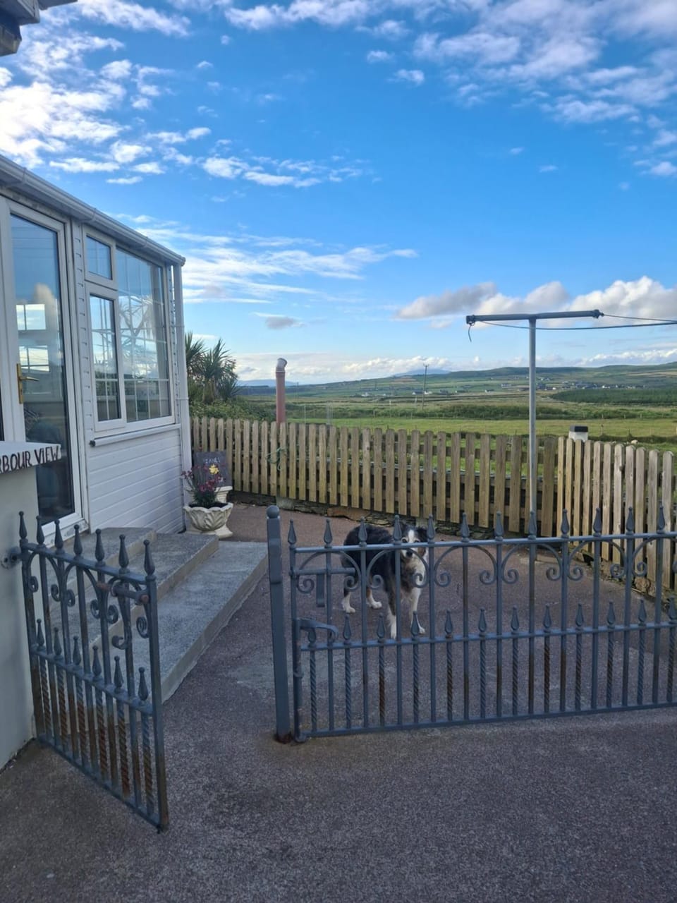 Skellig View Harbour View Sunrise Apartment Apartment in County Kerry