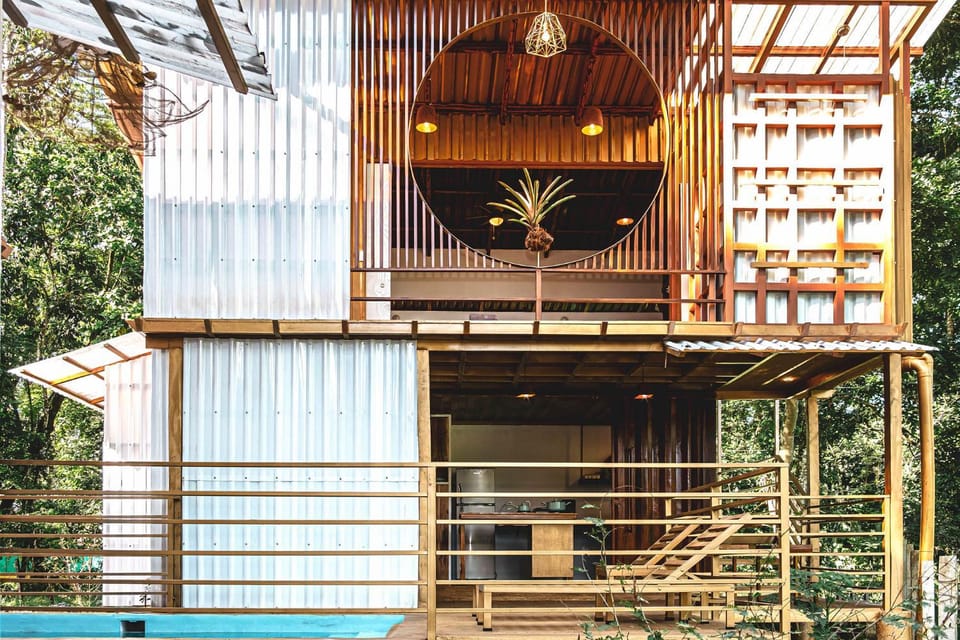 Property building, Balcony/Terrace, Pool view