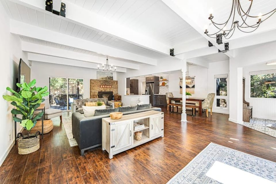 Paradise in the Palisades House in Lake Arrowhead