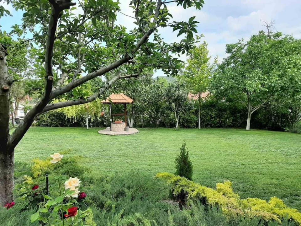 Villa Prolet House in Varna Province