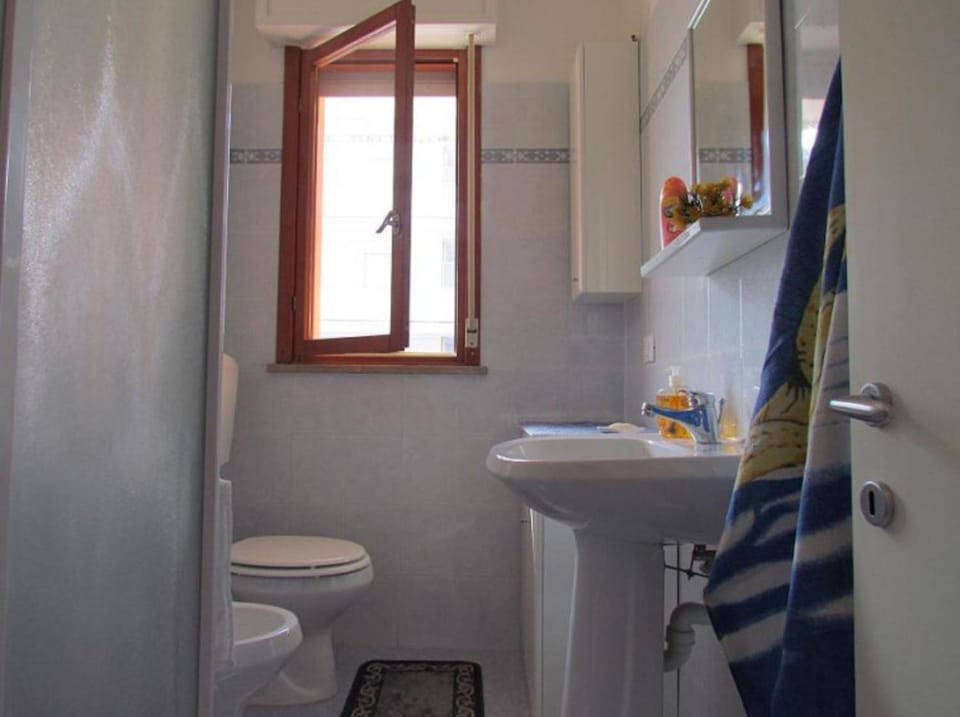 Toilet, Bathroom